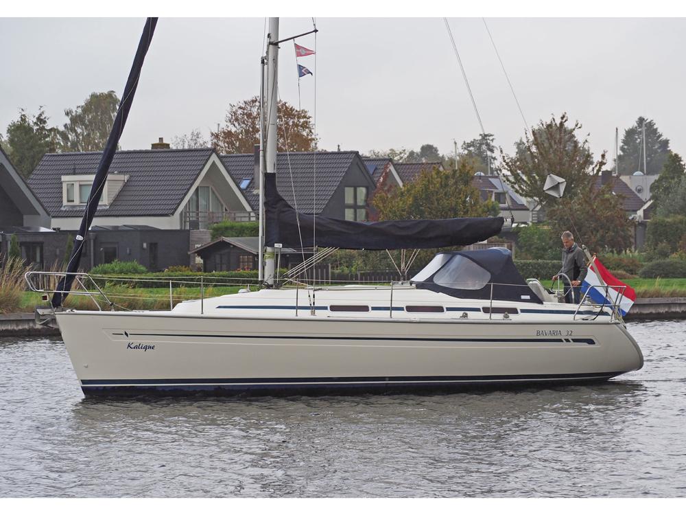Bavaria 32