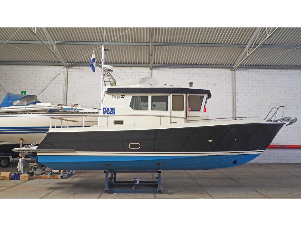Targa 32 Flybridge