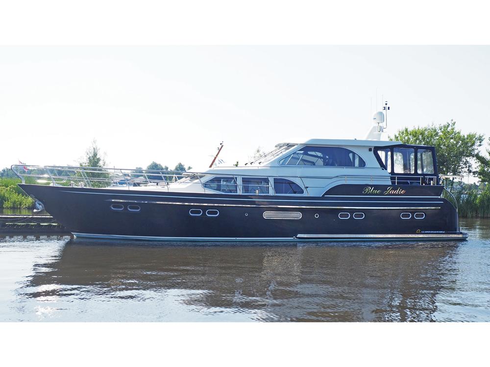 Van Den Hoven Exclusive 1500 LE